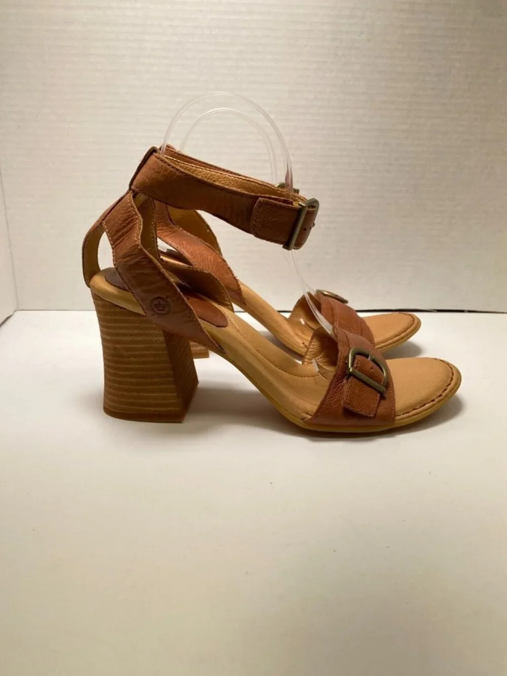 BORN Women's Tahlia Brown Leather Strap Buckle Cushion Heel Sandal Sz 10